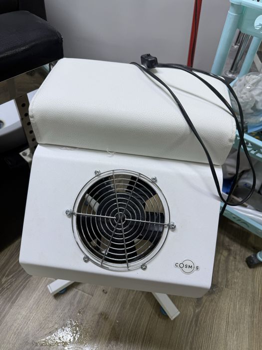 Продам пылесос для педикюра