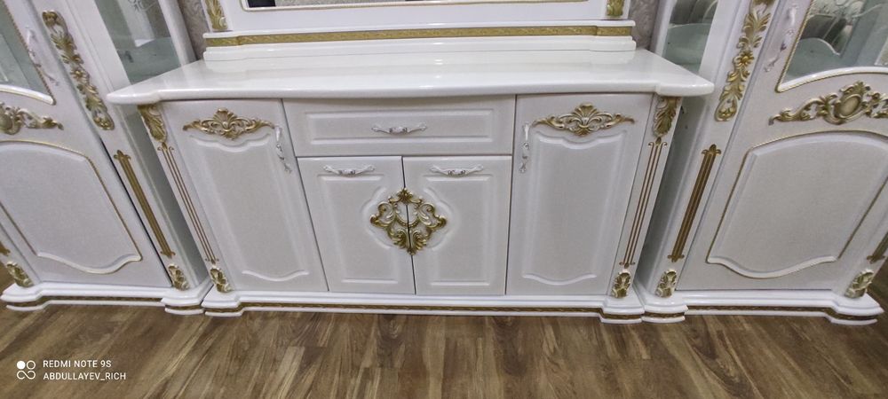 Продам свой хороший пенал комод почти новый в идеальном состоянии!