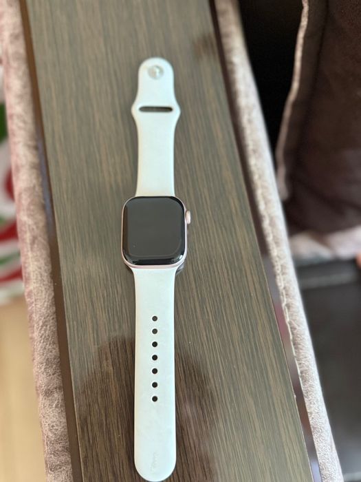 Смарт-часы Apple Watch Series