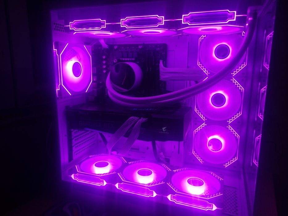 Геймърски Компютър RTX 3070, i5-12400F, 16 GB RAM, 2 TB SSD