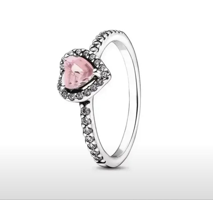 Серебряное кольцо Pandora 925 проба