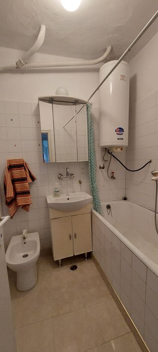 Дава се под наем Тристаен апартамент в Бургас, Възраждане - 90 кв.м за 382.5 € - Снимка #6