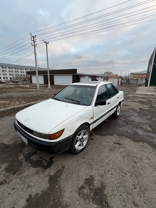 Продам Mitsubishi L 1990 г
