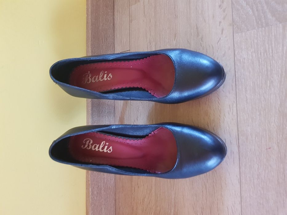 Дамски обувки ест. кожа 37