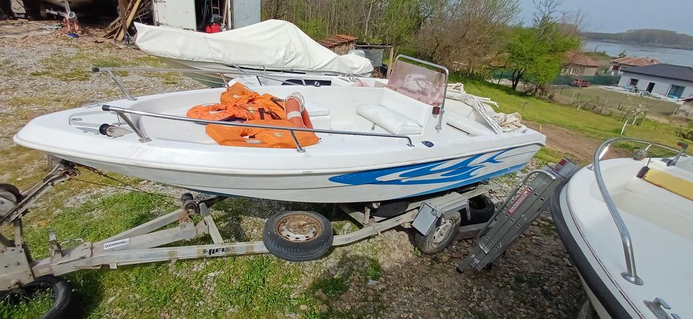 Морорна Лодка Савер