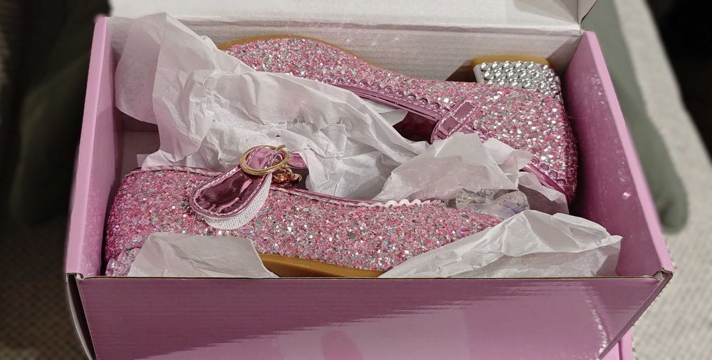 Светеща детска рокля с LED светлини в стил принцеса Жасмин