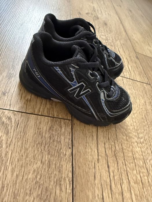 Маратонки "new balance "