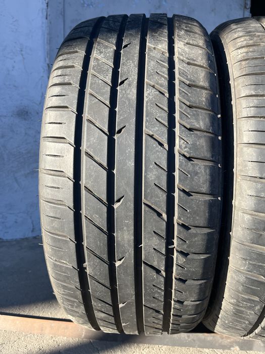 2 бр. летну гуми 255/35/21 Bearway DOT 4324 7 mm
