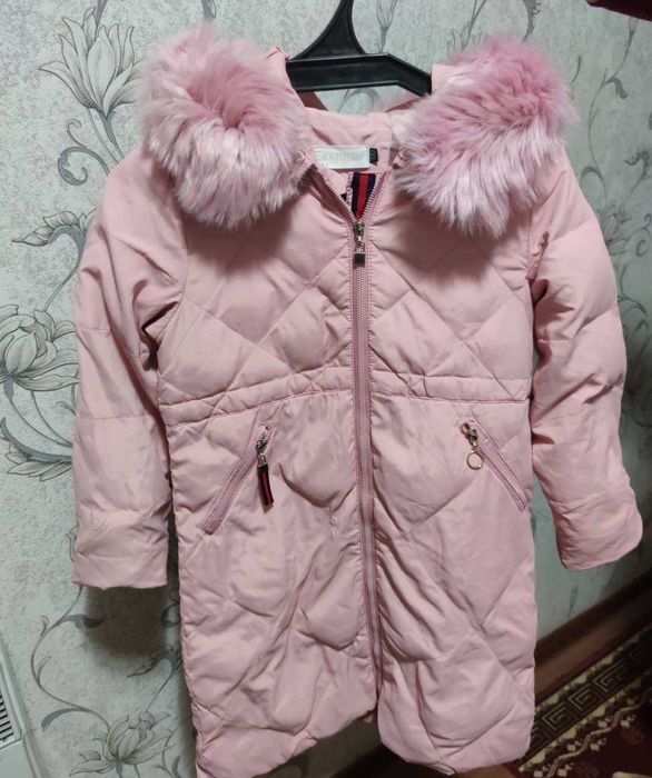 Продаются куртки женские