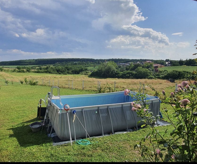 Piscină Premium Intex Ultra Frame 549 x 274 x 132 cm