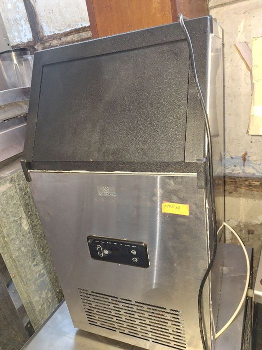 Ледогенератор професионален 40 кг