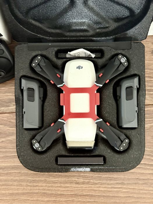 DJI Spark Fly More Package