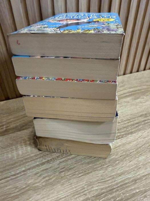 Колекция детски книги Дейвид Уолямс +настолна игра - 8бр