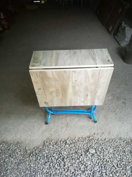 Продается кухонный раскладной стол