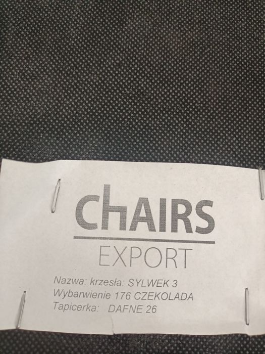 Продам стол в гостиную с 6 стульями