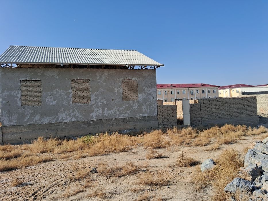 Hovli sotiladi 4sotixli