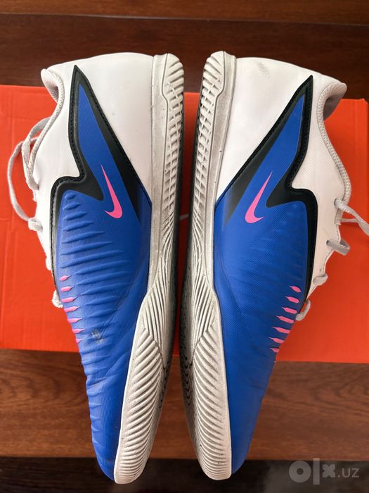 Futzalki Nike Phantom 6 Low Club Ic