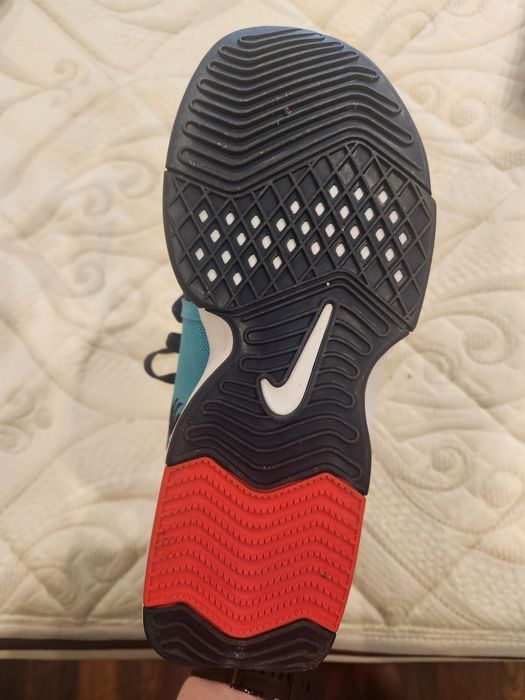 Nike LeBrone - баскетболни маратонки от серията Witness