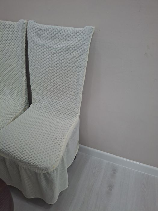 2 стол и 20 стулья