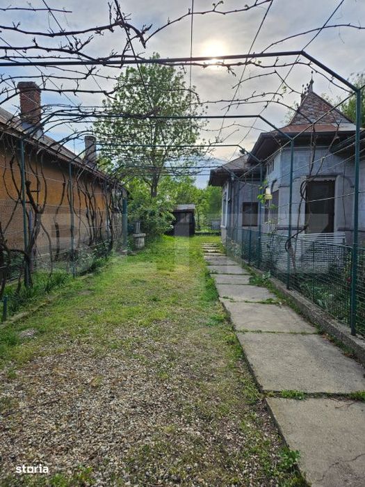 Casa individuala cu teren de 1.000 mp – Odobesti, Dambovita