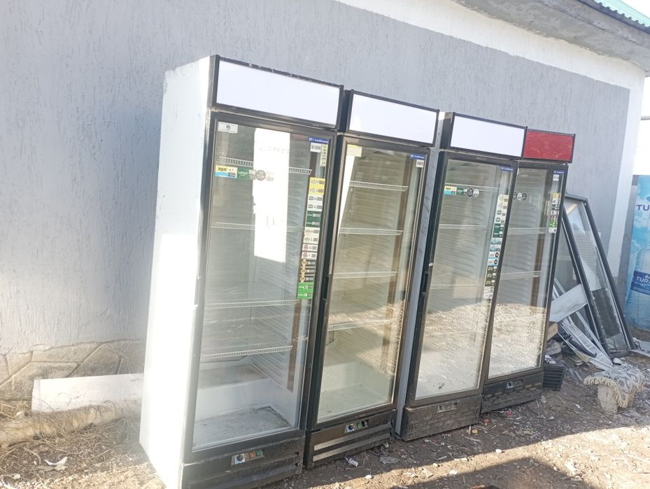 Холодильник витринные,для магазина