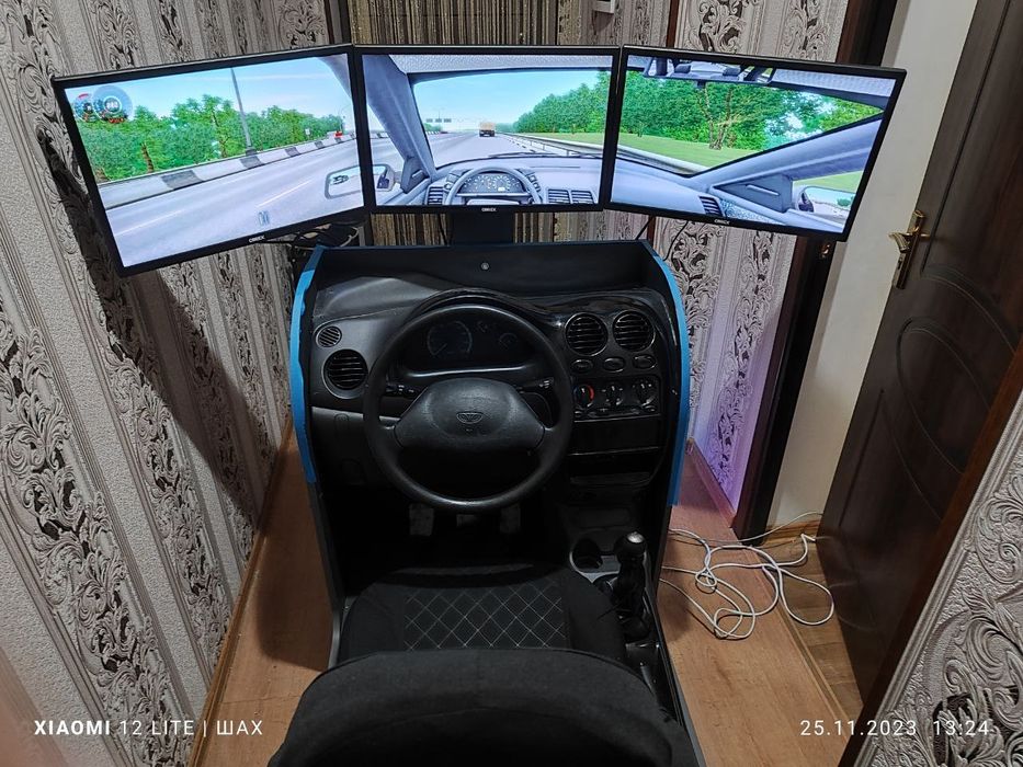 Автотренажер для автошколы.