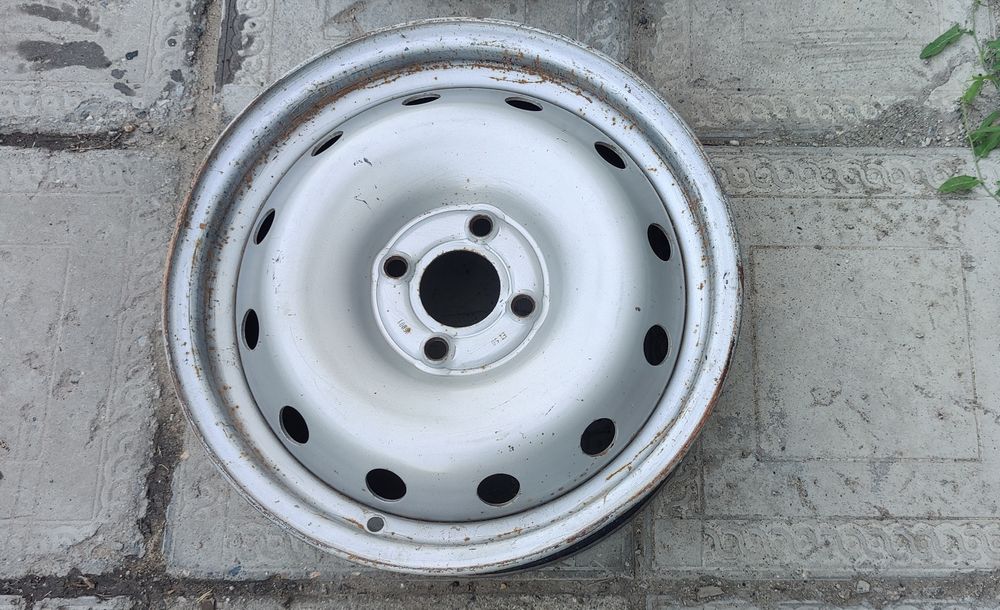 Диски R15 5 штук