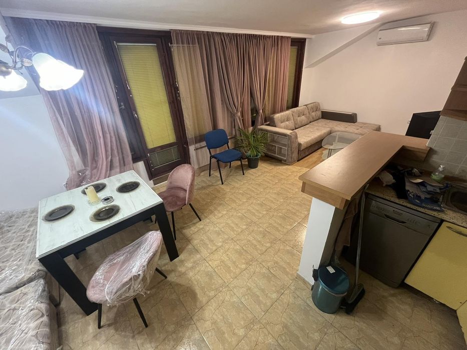 Продава се Тристаен апартамент в Бургас, Възраждане - 85 кв.м за 2295 €/кв.м - Снимка #6