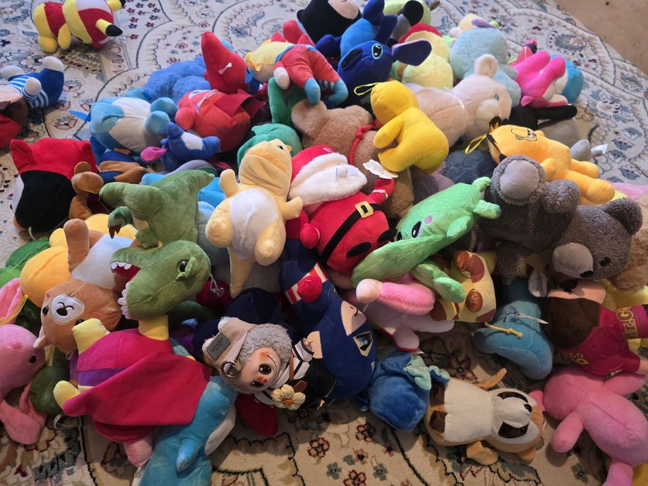 Мягкие игрушки разного размера