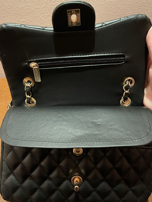 Geanta Chanel neagra 25cm x 15cm