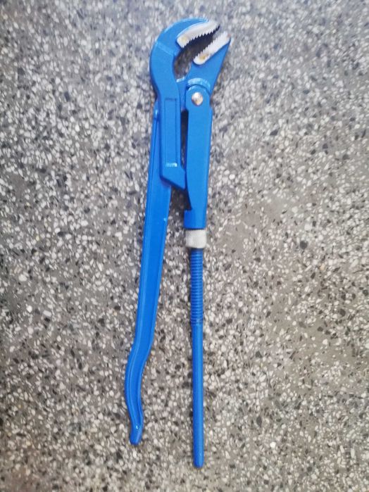 Ъглов тръбен ключ 1 1/2"