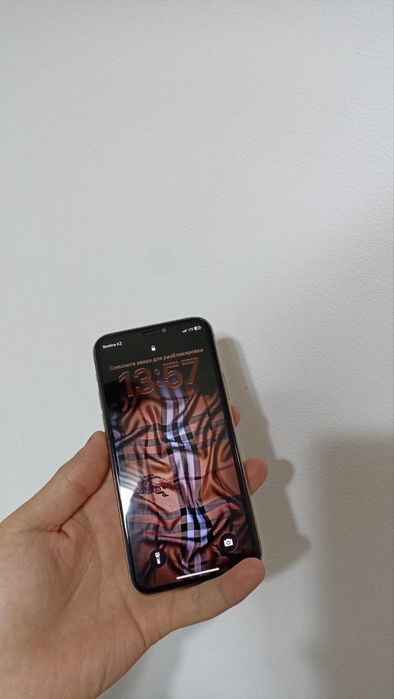 Продам iPhone 11 Pro 256 ГБ Gold