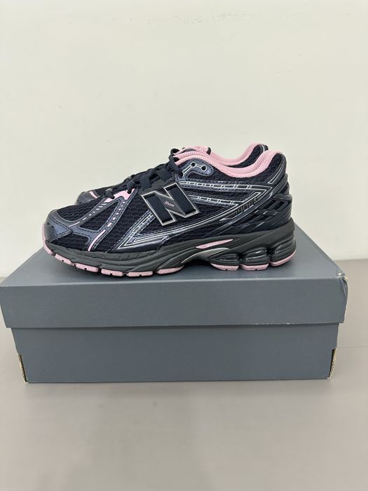 Кроссовки New Balance 1906R