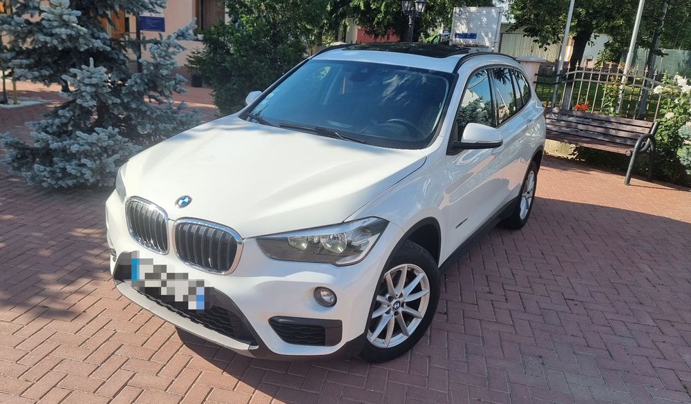 BMW X1 2.0d/190cp Panoramic/H.Kardon/Head Up Display