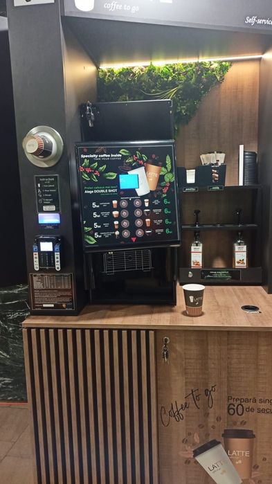 Aparat de cafea/vanding machine de tip Latte