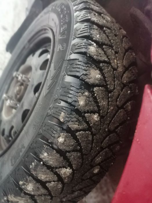 Продам  Мазду 323 надёжное авто