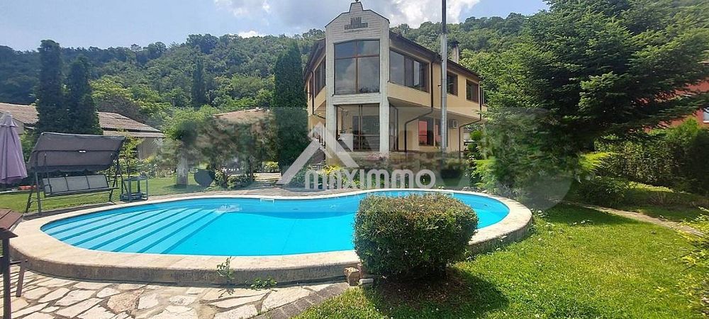 Продава се Къща в Варна, Аспарухово - 310 кв.м за 1420 €/кв.м - Снимка #4