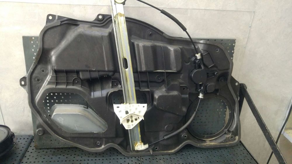 Macara geam electric dreapta fata mazda 2 de d6515897x d65158973