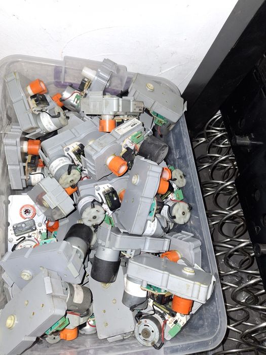 Спирали за безалкохолни и мотор редуктори Зануси Спринг