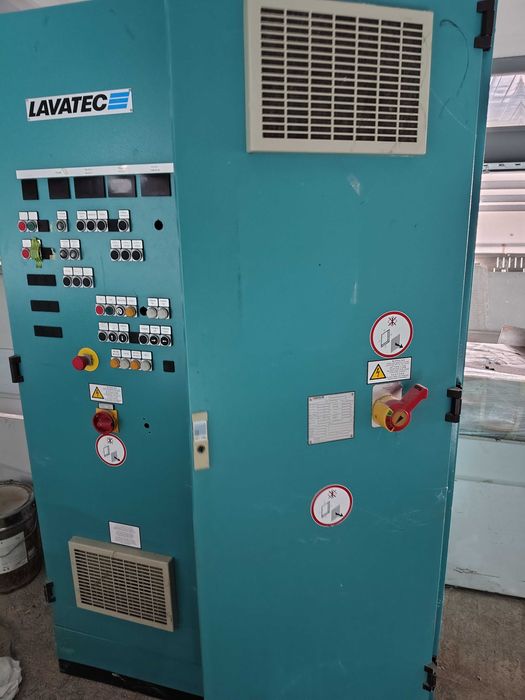 Продавам оборудвано ел табло