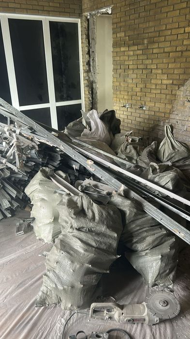 Вывоз мусора, доставка по городу Алматы