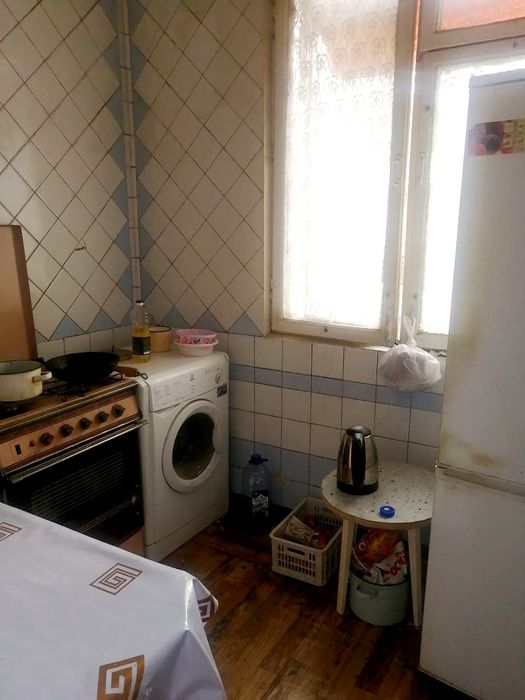 Срочно продаётся Чиланзар 11 квартал 3/3/4. Балкон 1,5*3