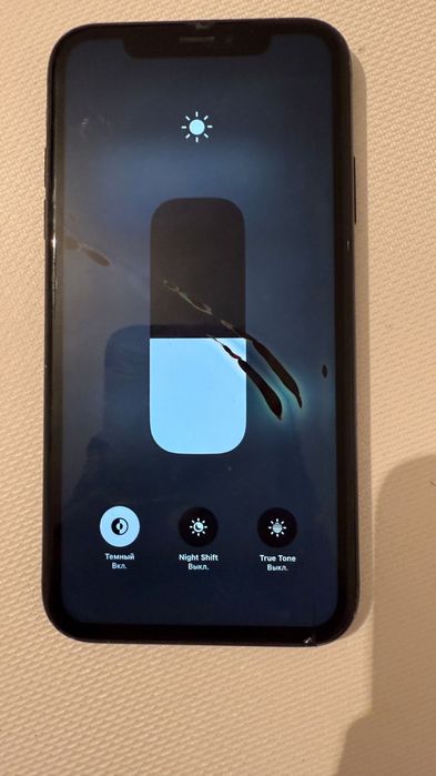 продам айфон Xr б/у