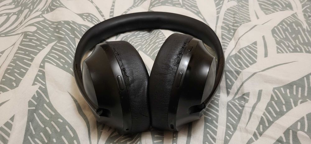 Bose 700 Casti Audio Over the Ear Wireless Bluetooth Noise cancelling