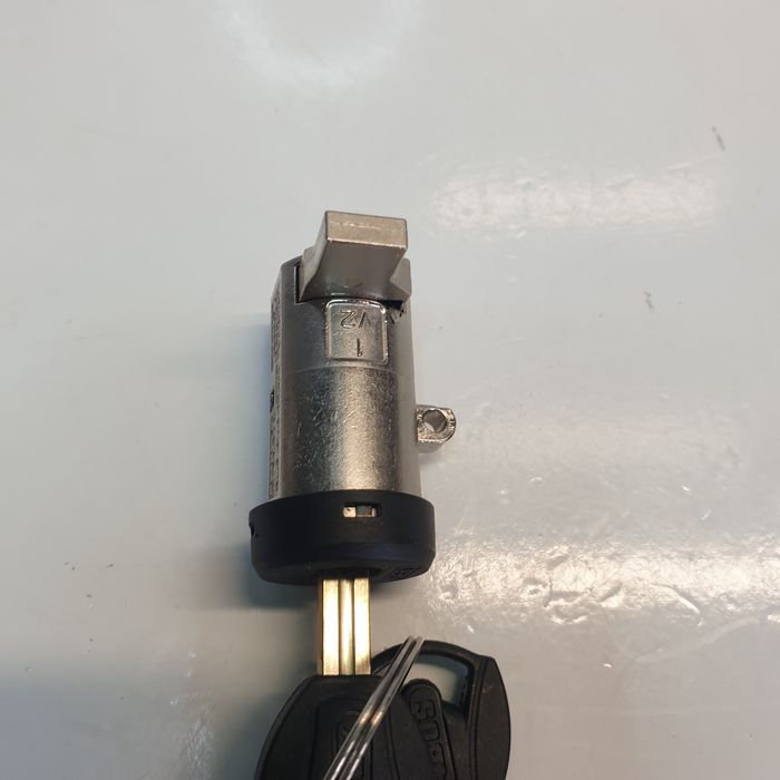 Incuietoare baterie Cube Bosch powertube treking