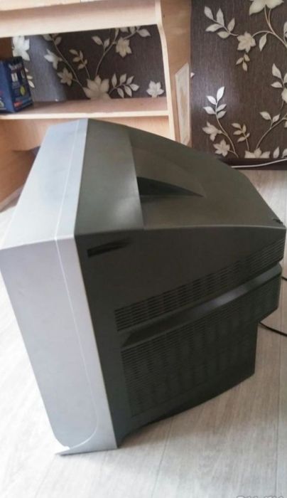 Продам телевизор