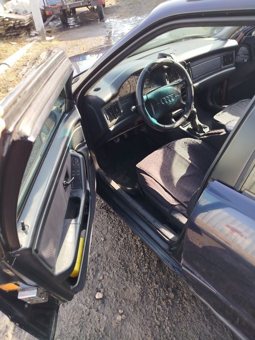 Продам Ауди 80 б4 универсал