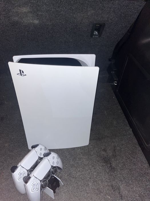 Продам плэйстейшн 5/ps5