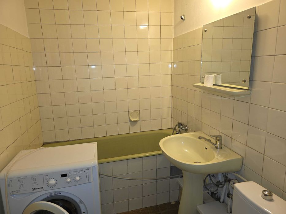 IEFTIN – Apartament cu doua camere spatios si decomandat in Tudor Vlad