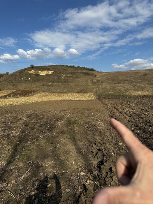 Vand sau schimb Teren extravilan 9000 mp,Corușu, Baciu acces drum apa curgatoare